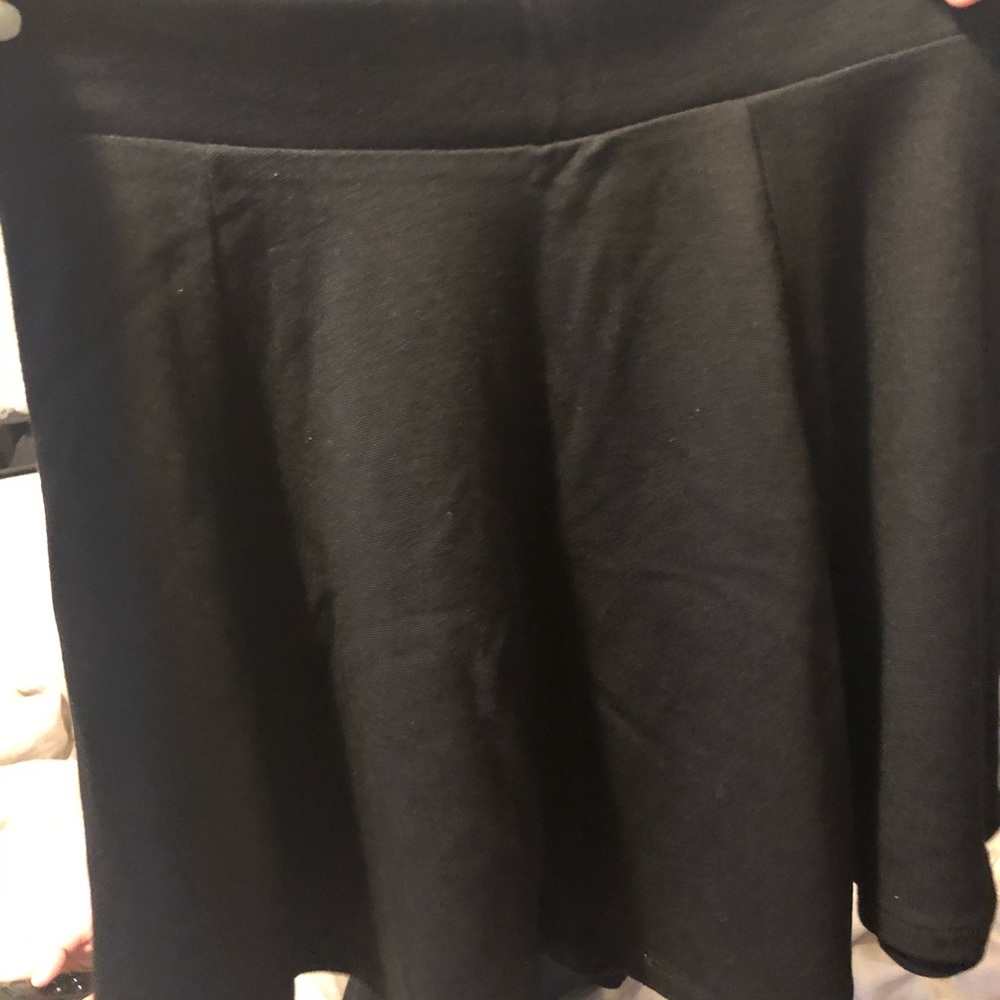 NWT Black Flowy Skirt